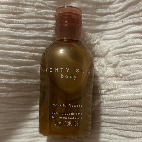 Fenty Skin Body Bubble Bath and Body Mist Set - Picture 2 of 3